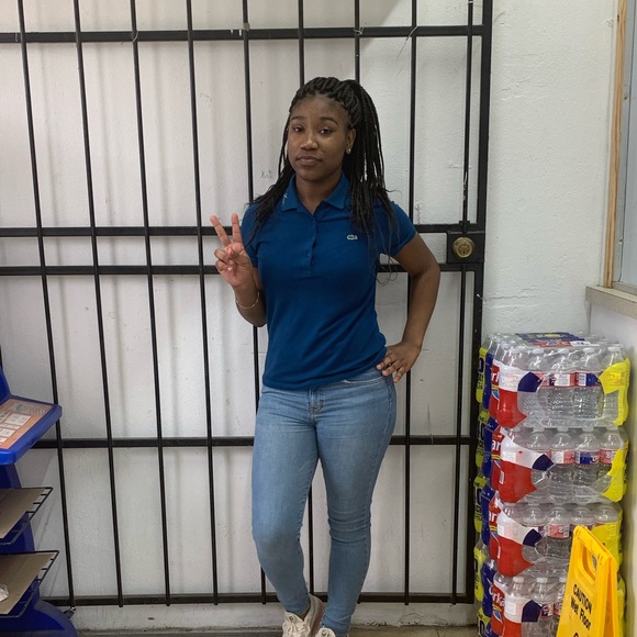 Meet your Posher, Craiga - Picture 1 of 1